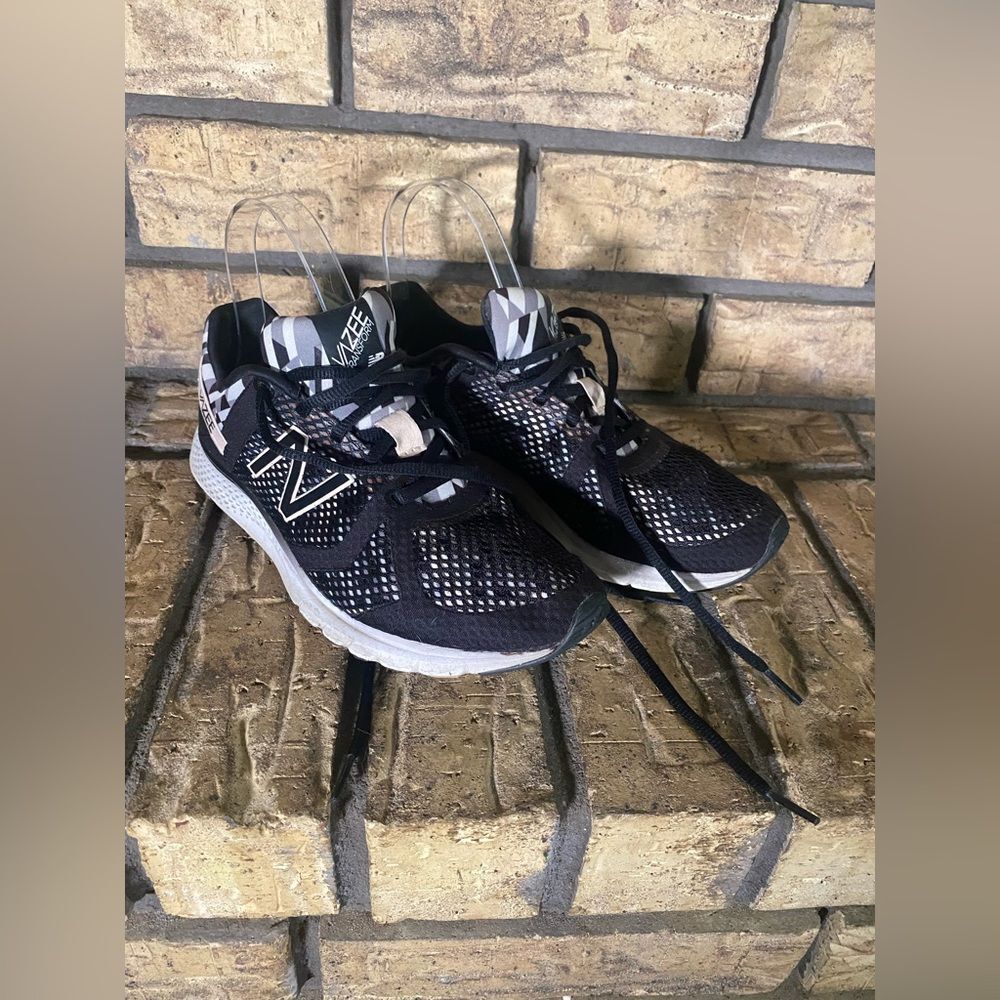New balance‎ tennis shoes
